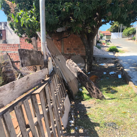 Terreno a venda no Cidade Aracy 2