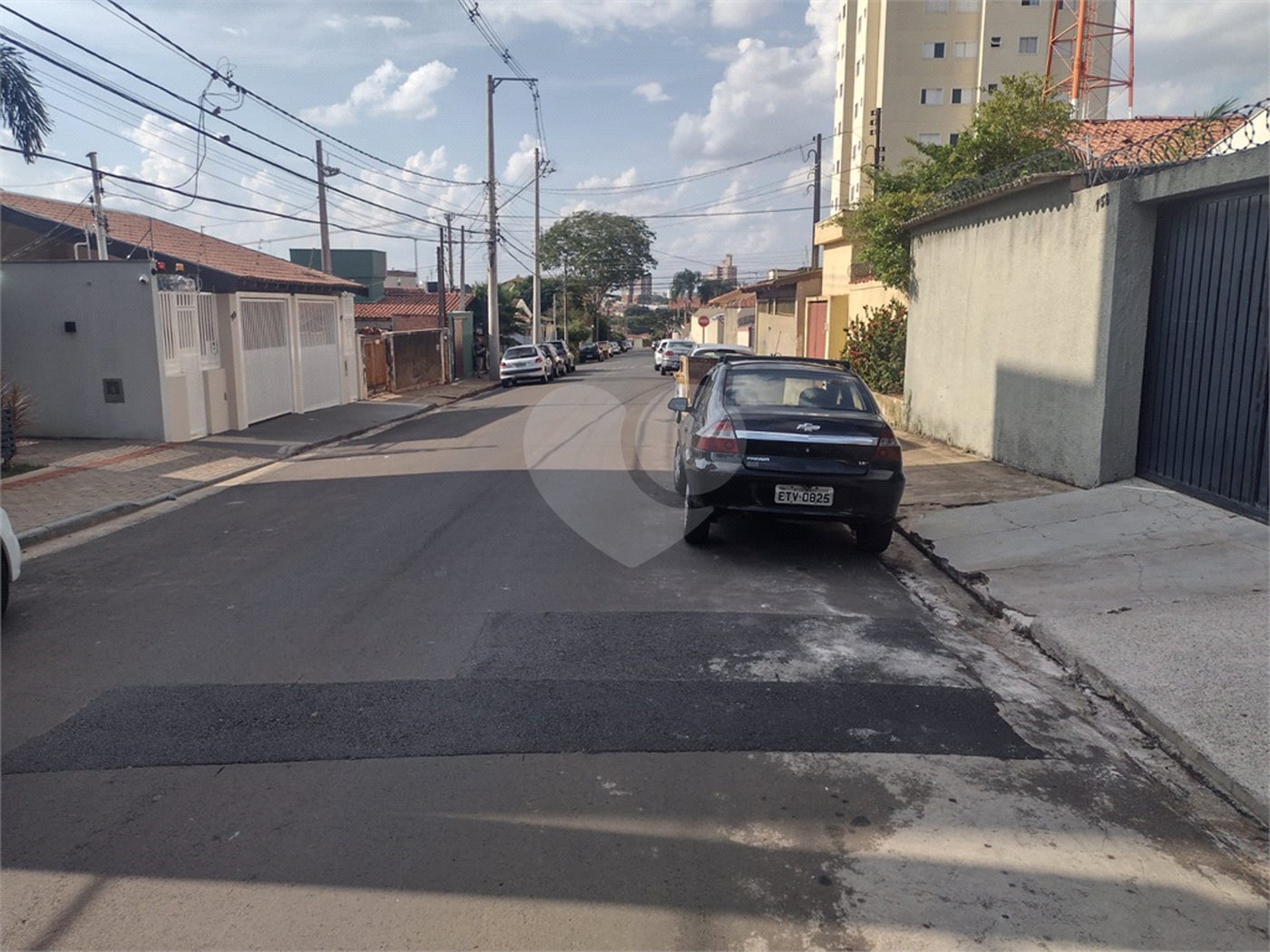 Terreno á venda no Jardim Paraíso