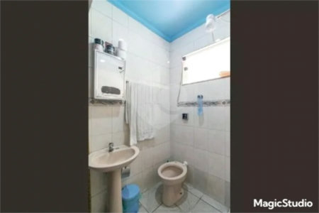 Casa com 275m², 3 quartos, 2 suítes, 8 garagens, à venda em Santo André