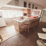 Casa para venda ou locação em São Caetano do Sul, no bairro Olímpico, com 307 m², 8 quartos (3 suítes) e 10 vagas de garagem