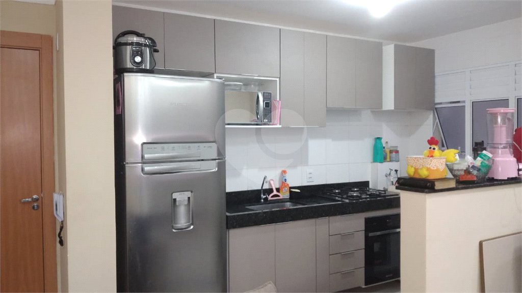 Lindo apartamento no Bosque dos Ipês .