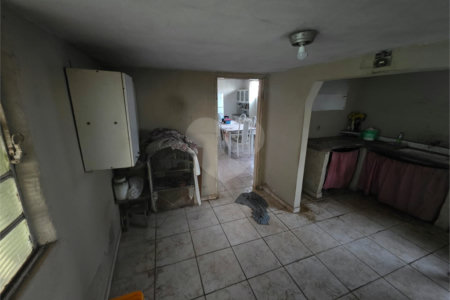 Casa para reforma terreno de 300 m²
