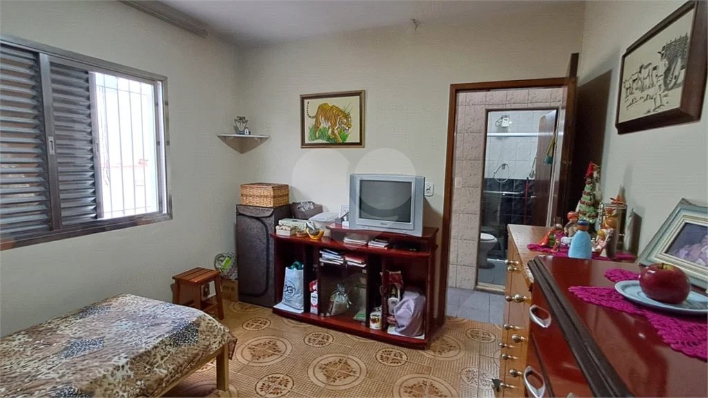 Casa Assobradada à venda | 209 m² | 3 dormitórios | Edícula | 3 vagas na Parada Inglesa!