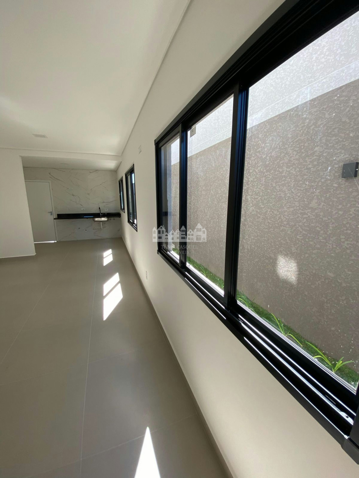 Casa à venda com 3 quartos, sendo 1 suíte, em Vila Petrópolis, Atibaia, SP
