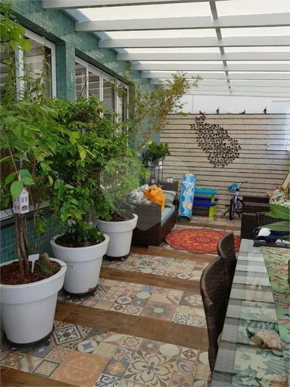 Cobertura com 250m², 3 dormitórios (2 suítes ), 2 vagas de garagem, à venda no bairro Osvaldo Cruz, em São Caetano do Sul