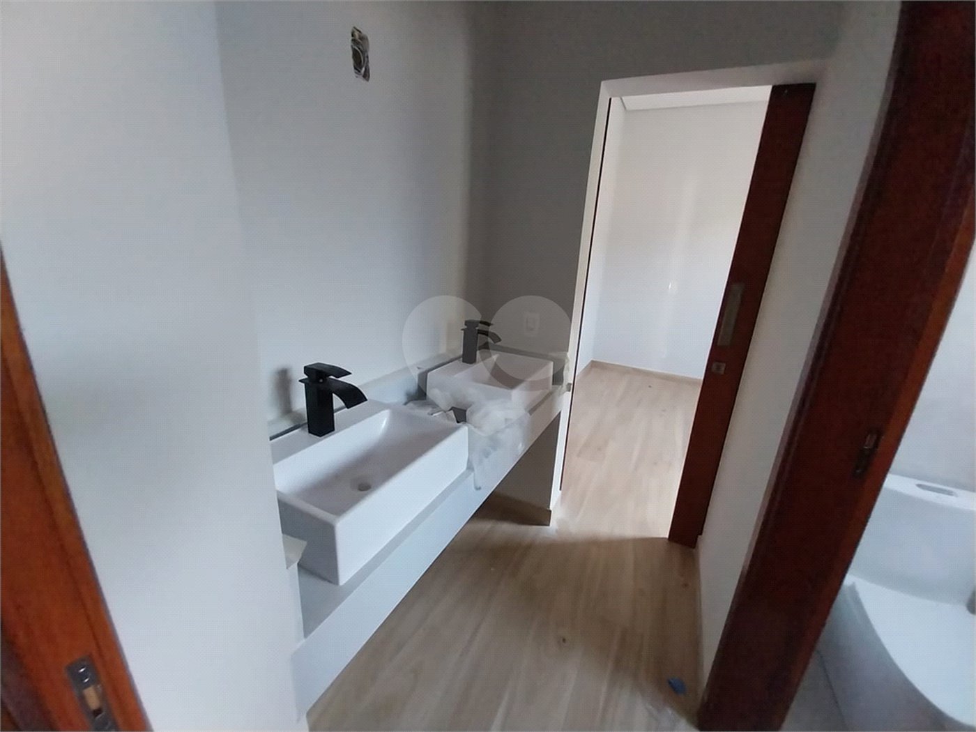 CASA A VENDA NO RESIDENCIAL CAPIVARI EM LOUVEIRA