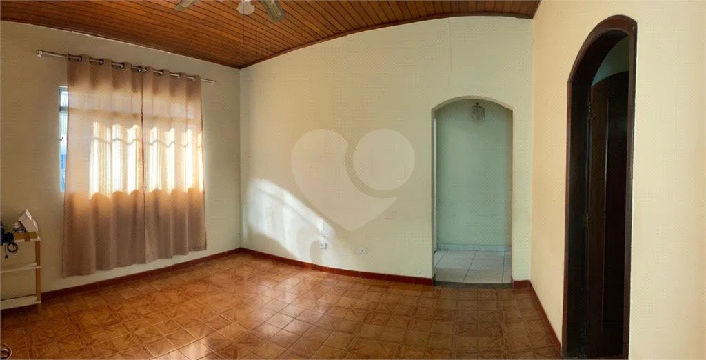 Casa à Venda com 120 m² | 2 Dormitórios | 3 Banheiros | Próximo ao Metrô Belém
