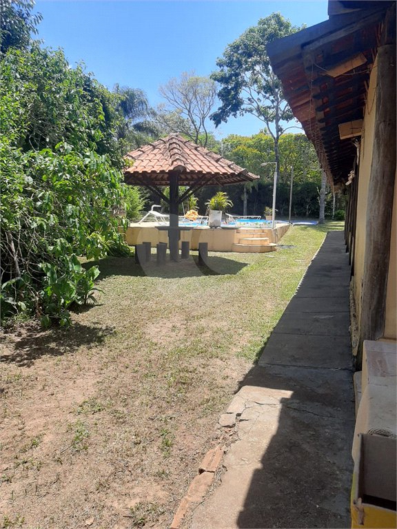 Chácara no Lagoa Dourada .