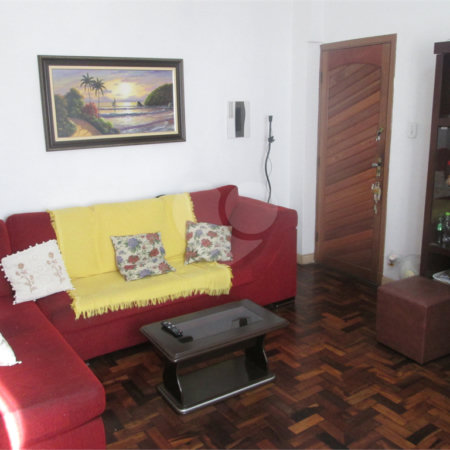 Apartamento com área útil de 72 m², 2 quartos no Bairro do Cambuci.