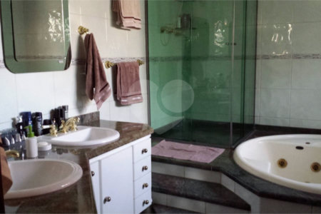Casa com 3 dorm, 2 suítes, área gourmet, 4 vagas na Mooca