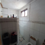 Casa térrea com 2 dormitórios.