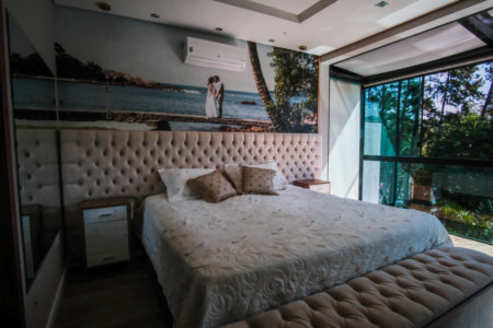 Casa de Alto Padrão à venda com 4 quartos, sendo 1 suíte, em condomínio, Cotia - SP