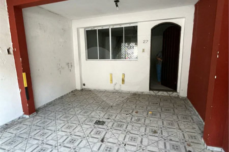 Casa com 125m², 2 dormitórios, 1 vaga, à venda na Vila Harmonia em Guarulhos.