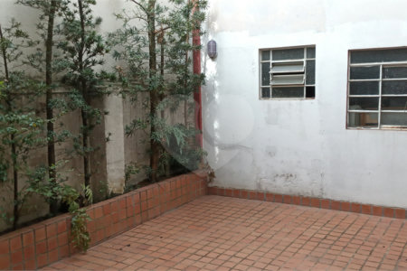 Casa com 315 m² tendo 4 dorm no Jardim da Glória.