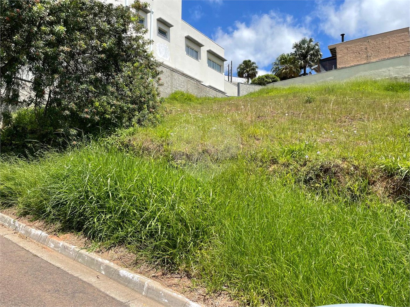 Terreno à venda em Villaggio Capríccio, Louveira, SP