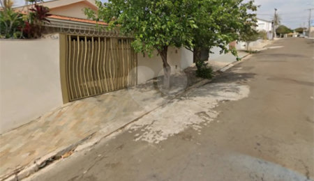 Casa à venda com 4 quartos, sendo 2 suítes,  em Jardim Nova São Carlos, São Carlos, SP