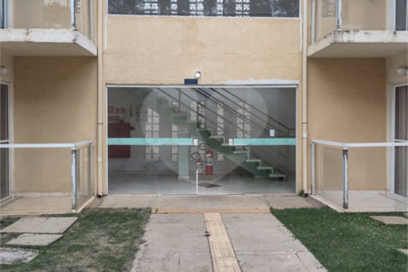 Excelente apartamento térreo no Condomínio Recanto Verde