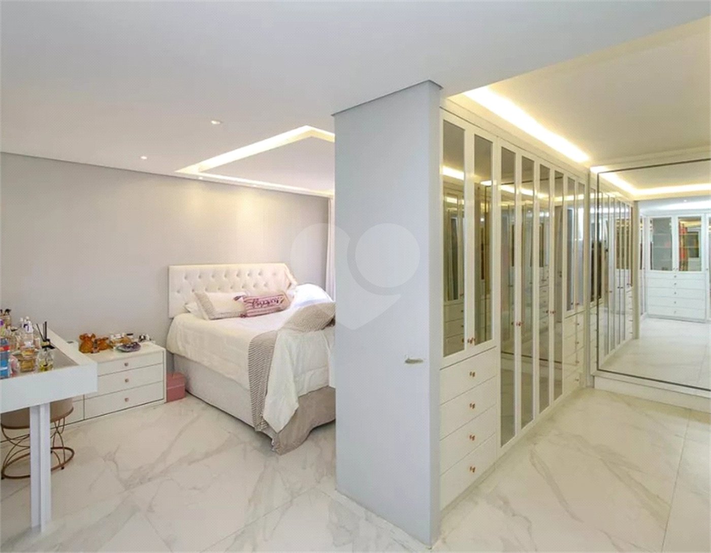 Apartamento reformado a venda no Alto da Boa Vista