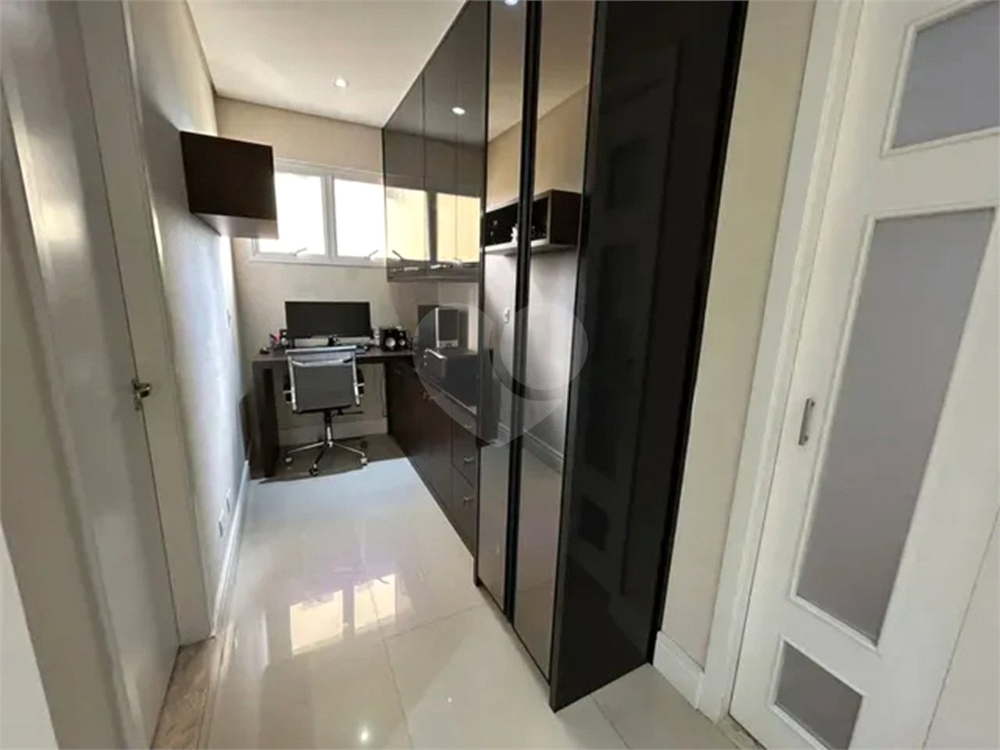 APARTAMENTO A VENDA 156M², 3 SUITES, 1 ESCRITORIO, 3 VAGAS - JARDIM DAS INDUSTRIAS - SÃO JOSÉ DOS CA