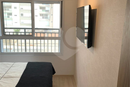 Apartamento novo na Vila Mariana com varanda