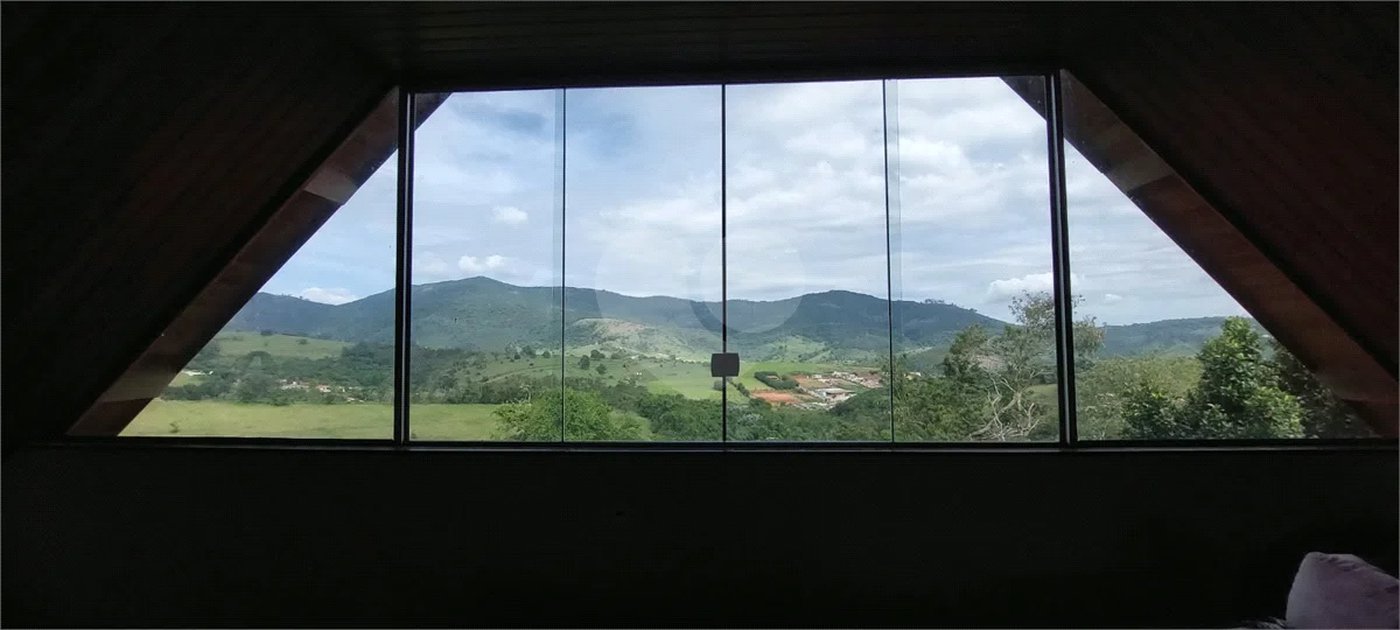LINDA CHÁCARA A VENDA - CONDOMINIO ALPES D'OURO - BOM JESUS DOS PERDÕES