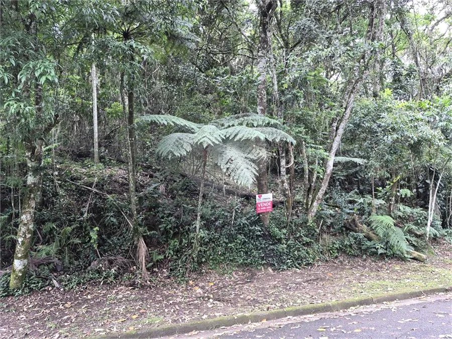 Terreno à venda no condomínio Alpes da Cantareira, Mairiporã - SP