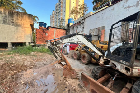 Terreno á venda - Saúde