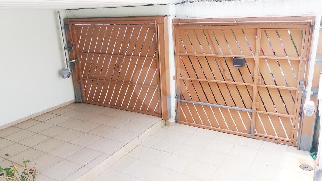 Sobrado de 105m2 à venda com 3 dormitórios na Vila Santa Catarina