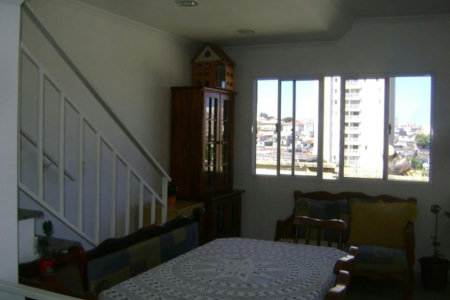 Casa à venda com 3 quartos, sendo 1 suíte, no condomínio Res Green Ville, São Paulo - SP