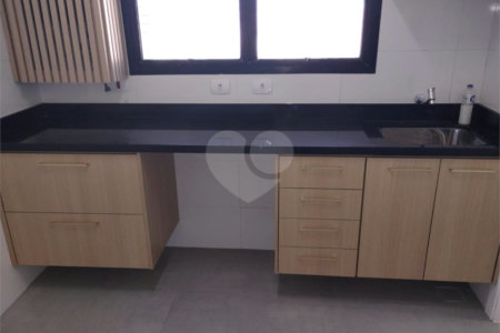 Maravilhoso Apartamento Aclimação 185,41 m² , 3 vagas na Melhor Parte da Aclimação Maravilhoso