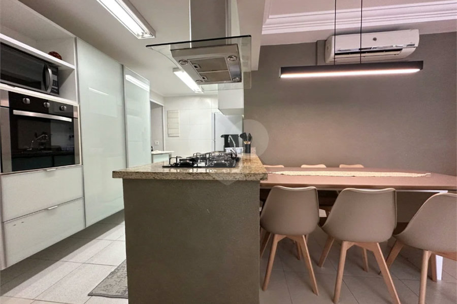 Apartamento à venda com 3 quartos, sendo 2 suítes, em Riviera de São Lourenço, Bertioga, SP