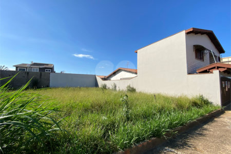 Terreno a venda no Parque dos Timburis