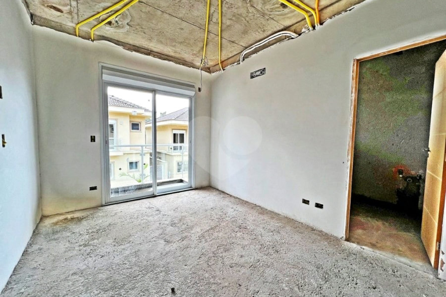 Casa de Alto Padrão à Venda em Condomínio Fechado no Barro Branco | 4 Suíte | 6 Vagas