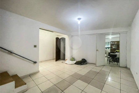 Casa - Ipiranga - 3 Quartos / Dormitórios - 2 Vagas - Venda / Compra - Avenida Ricardo Jafet