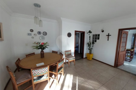 Sobrado à venda com 5 quartos, sendo 1 suíte,  em Terra Nobre, Louveira, SP