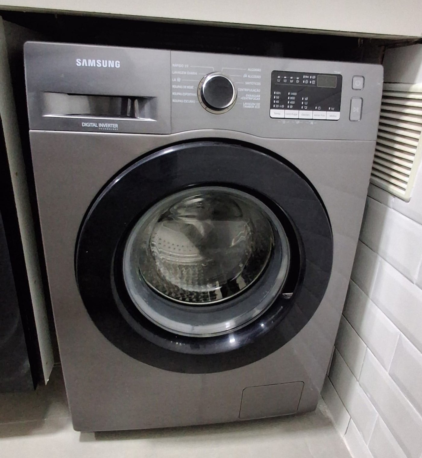 Apartamento à venda com 2 quartos, sendo 1 suíte, em Jardim das Colinas, Hortolândia - SP