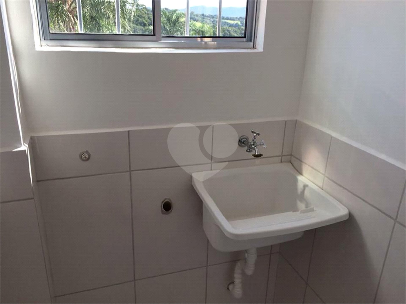 Apartamento a venda em Atibaia com 2 dormitórios.