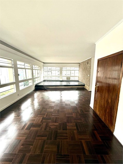 Amplo Apartamento no Paraíso!