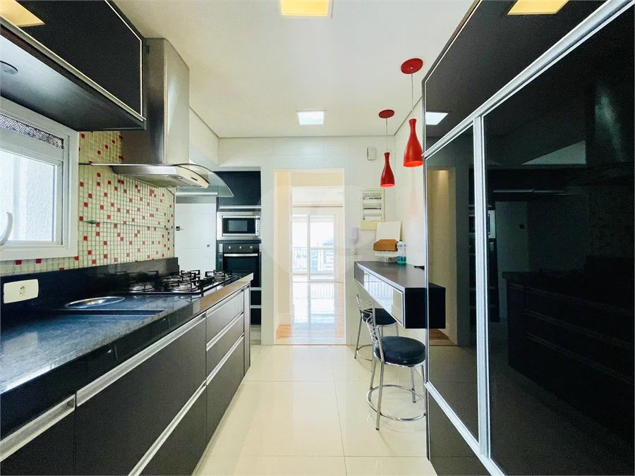 OPORTUNIDADE DE COMPRA NO DOMO HOME - 123 M² 3 DORMITORIOS SUITE COM CLOSET ANDAR ALTO!