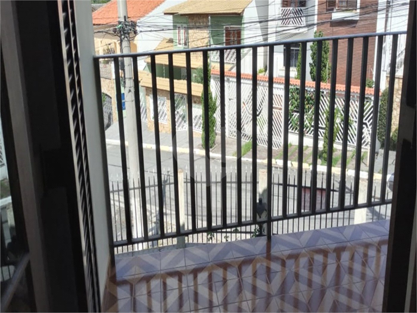 Bonita casa assobradada,no Bairro das Palmas do Tremembé, terreno com 14 X 50 e 350 área construída
