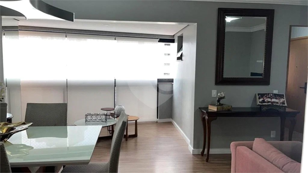 Apartamento à venda com 3 quartos, sendo 1 suíte, em Vila Regente Feijó, São Paulo, SP