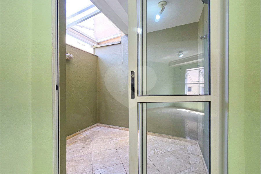 Casa em condomínio no Tucuruvi, 3 dormitórios, 1 suíte, 3 banheiros, 2 vagas e lazer com churrasqueira no condomínio