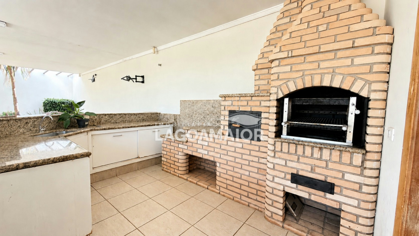Casa à venda com 4 quartos, sendo 4 suítes, em Jardim Alvorada, Três Lagoas - MS