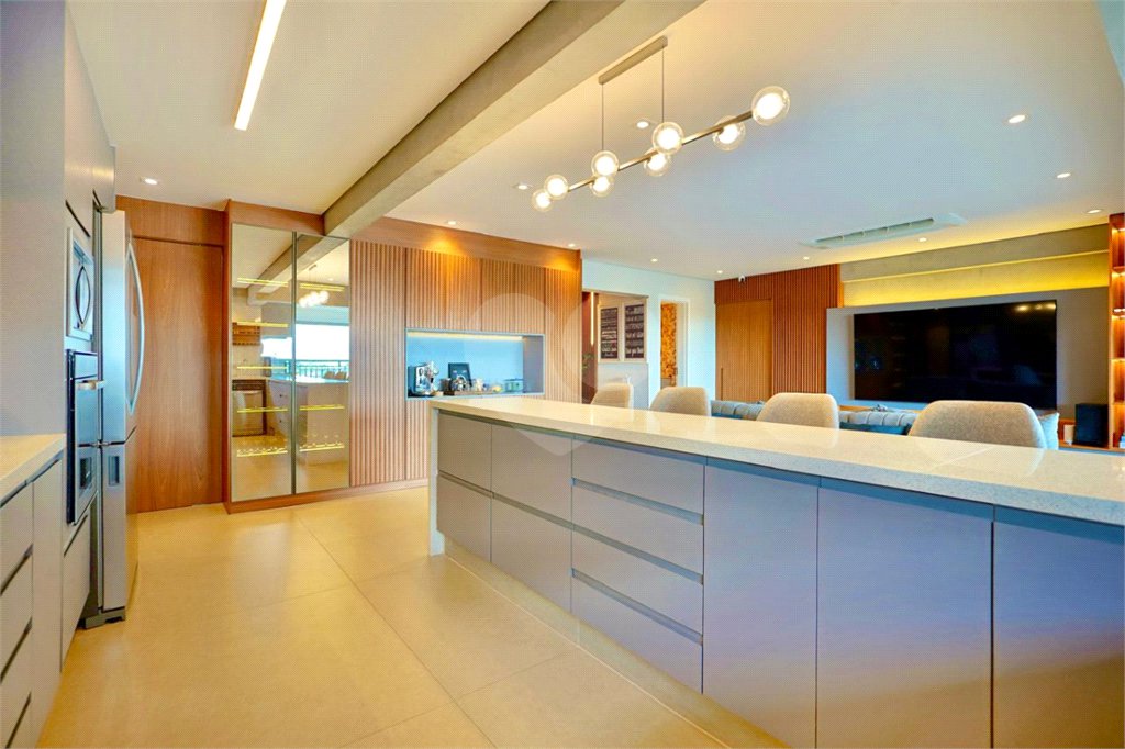 Apartamento para venda em Jardim Prudência com 3 quartos, sendo 3 suítes , 190m²