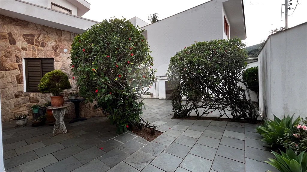 Casa à venda com 3 quartos, sendo 1 suíte, em Jardim Dos Estados, Poços de Caldas - MG