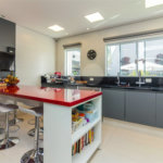Casa em condomínio, 4 suites, piscina privativa no Jd. Floresta - zona norte - SP.