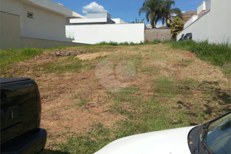 Terreno para venda no condomínio de alto padrão DAMHA II