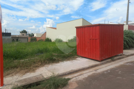 Terreno com 250,00 m² .