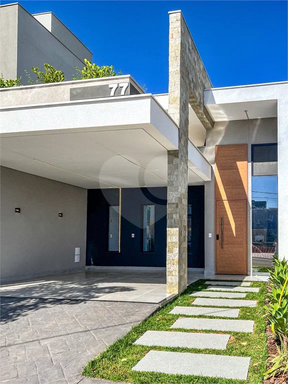 Casa recém construída à venda no Condomínio Tomazella - Piracicaba / SP.