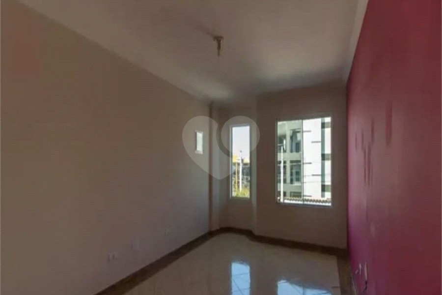 Casa à venda com 3 suítes em Chácara Mafalda, São Paulo, SP